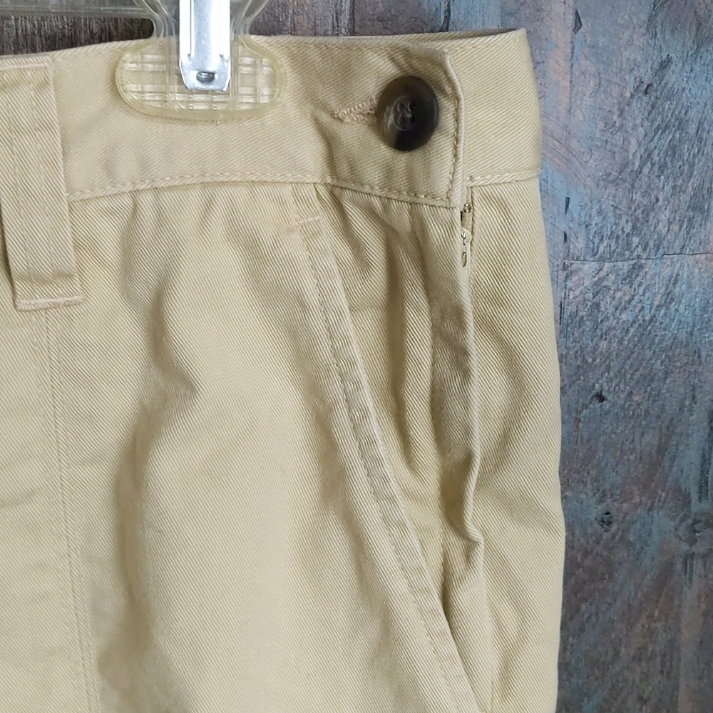Abercrombie & Fitch Khaki Chino Shorts w/ Side Zipper - Women's 12 - Picture 2 of 4